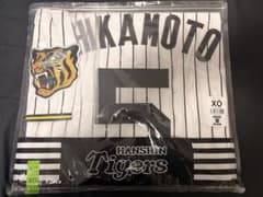阪神タイガース 近本光司 ユニフォーム XOのサムネイル