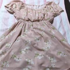 マーキュリーデュオ 花柄ワンピのサムネイル