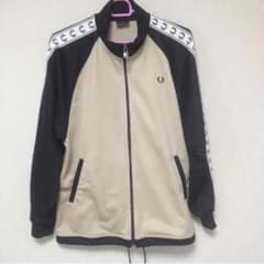 FRED PERRY 長袖 ジャージ sサイズのサムネイル
