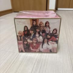 IZ*ONE Vampire CD BOX IZONEのサムネイル