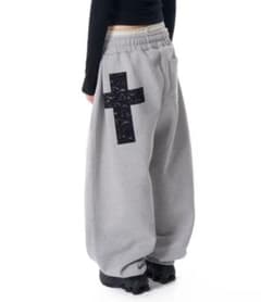 【新品未使用】 AAKAM スウェットパンツ グレー Size 1のサムネイル