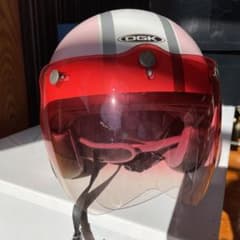 子供用ヘルメットのサムネイル