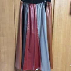 マルチカラー フェイクレザー ロングスカートのサムネイル