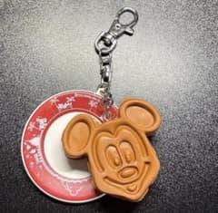 ディズニーリゾート　ミッキー　ワッフル　キーチェーン　ディズニーランドのサムネイル