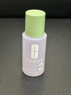 CLINIQUE  クラリファイング ローション ドライ 拭き取り化粧水のサムネイル