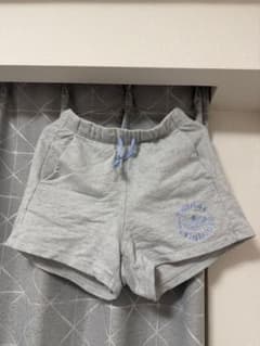 adidas グレー ショートパンツ Mサイズのサムネイル