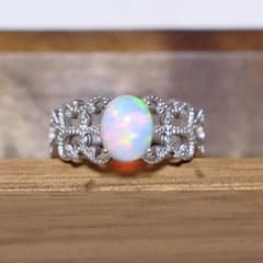 透かし模様オパールリング 幻想的遊色】天然 エチオピアオパール リング 透かし彫りレース