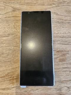 Xperia 5 グレー 64 GB docomo　SO-01M　白ロムのサムネイル