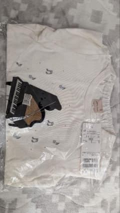 オフホワイト ピアノデザイン 長袖Tシャツ 100cmのサムネイル