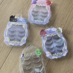 つけまつげ4つセット　ミッシュブルーミンのサムネイル