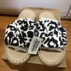RODEO CROWNS ヒョウ柄リボンサンダルのサムネイル