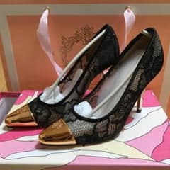 先金パンプス ♡ 新品未使用のサムネイル
