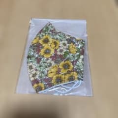 大人用　リバティ　薄手　ハンドメイド 布マスク 花柄のサムネイル