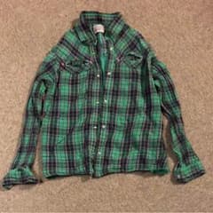 チェックシャツのサムネイル