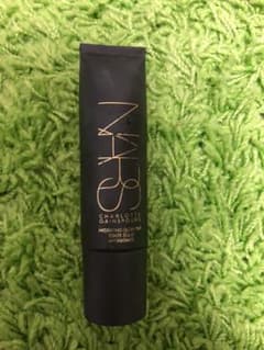 NARS ハイドレイティンググローティント 6998 50mlのサムネイル