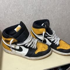 Nike Air Jordan 1 High OG Yellow Blackのサムネイル