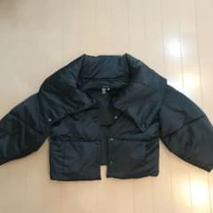 meさま専用　　ZARA ショートダウンジャケット　XSのサムネイル