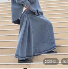 [人気スタッフプロデュース企画] サイドタックスカート　インディゴのサムネイル