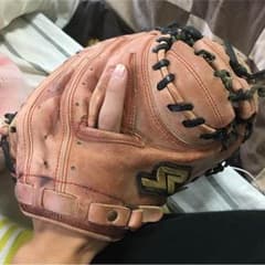 キャッチャーミットのサムネイル