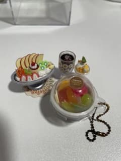 ミニチュアデザートセットのサムネイル