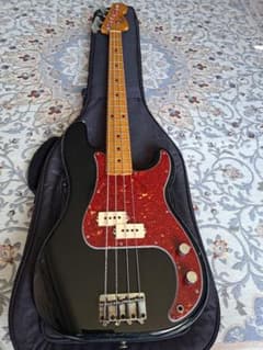 Fender Japan JVシリアル1982年製 プレシジョンベース - メルカリ