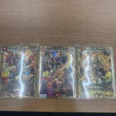 ボルメテウス武者ドラゴン「武偉」　ヴァルキリアス武者ムサシ「弍天」　シークレット ボルメテウス武者ドラゴン「武偉」 ヴァルキリアス武者ムサシ「弍天