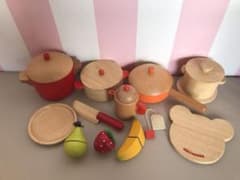木製キッチン道具　おままごと　お鍋　フライパン　ポットのサムネイル
