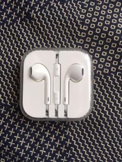 iPhoneイヤホン 純正品のサムネイル