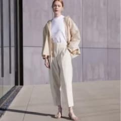 theory ホワイト スラックスのサムネイル