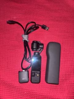 【お値下げ可能！即日発送】DJI Osmo Pocket 3 本体 ビデオカメラのサムネイル