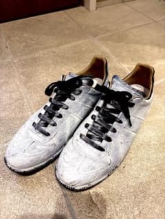 ジャーマントレーナー　ビアンケット　margiela 44ペイント　ペンキのサムネイル