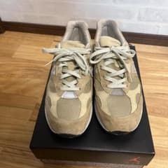 ニューバランス New Balance M992TN ベージュ 29CM中古美品のサムネイル