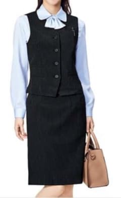 ※二児のママ様専／新品１１号セシール事務服ベスト・スカートセット（ストライプ）のサムネイル