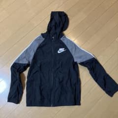 NIKE キッズ ウィンドブレーカー ブラック 140