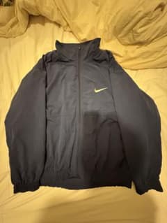 NIKE トラックジャケット　ナイロンジャケット　90's ナイキ　ビンテージのサムネイル