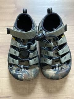 KEEN キーン サンダル　15センチ　キッズのサムネイル