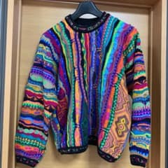 週末お値下げ！GOOGI クージー　ニット　美品です！のサムネイル
