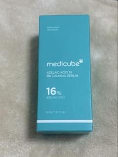 medicube アゼライン酸 16％ BBカーミングセラム　30mlのサムネイル