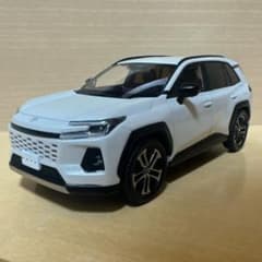 トヨタ 新型 RAV4 Zハイブリッド ミニカー 1/30 カラーサンプル - メルカリ