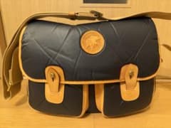 ハンティングワールド　ショルダーバックのサムネイル