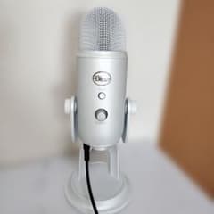 Blue Yeti ホワイト USBマイク ゲーミング コンデンサーマイク - メルカリ