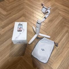 DJI OM5スタビライザー ホワイト Amazon.co.jp: 【国内正規品】 DJI OM 5 アテネ グレー スマートフォン