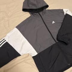アディダス　ブルゾンのサムネイル