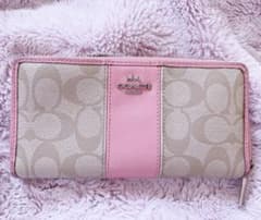 ♥COACHピンク財布♥のサムネイル