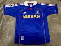 横浜F・マリノス 2000年ユニフォーム 選手サイン入り - メルカリ