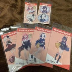 ブルーアーカイブ　ドン・キホーテコラボ　アクリル　缶バッジコンプ品のサムネイル