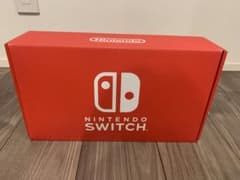Nintendo Switch 本体　付属品全て完備 おまけ付きのサムネイル