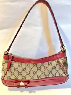 GUCCI グッチ ショルダーバッグのサムネイル