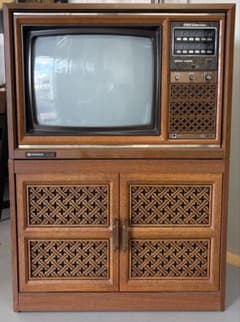 HITACHI 大型ブラウン管テレビ HITACHI ブラウン管テレビ 1997年製 - メルカリ