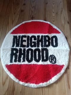 ネイバーフッドNEIGHBORHOODロゴ 円形ラグマット赤✕白 黒 - メルカリ